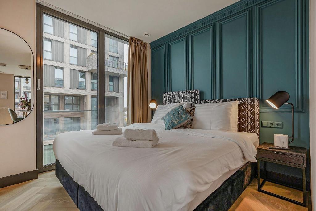 Bens The Highdocks - One-Bedroom Apartment