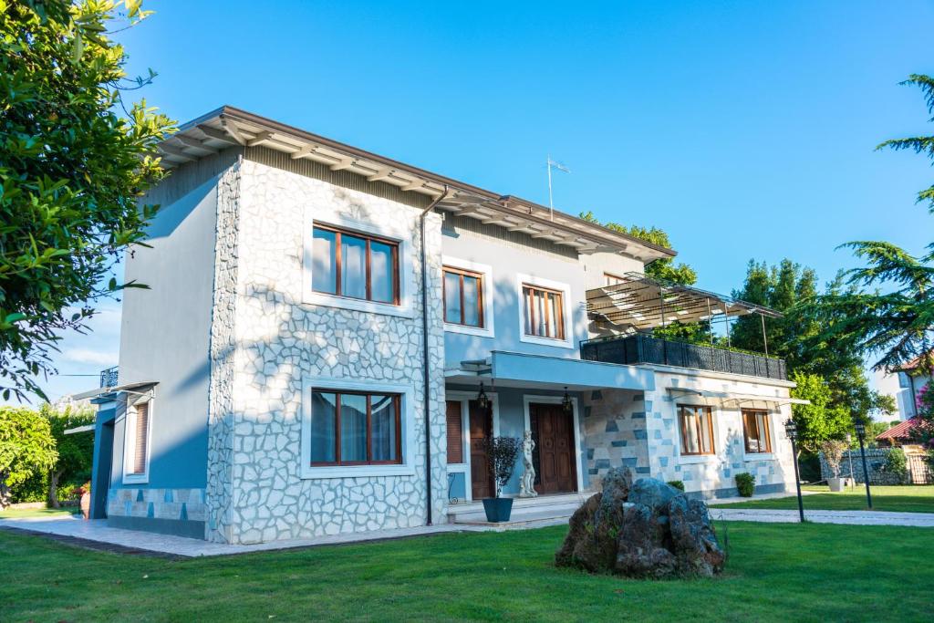 Budova, v ktorej sa ubytovanie bed & breakfast nachádza