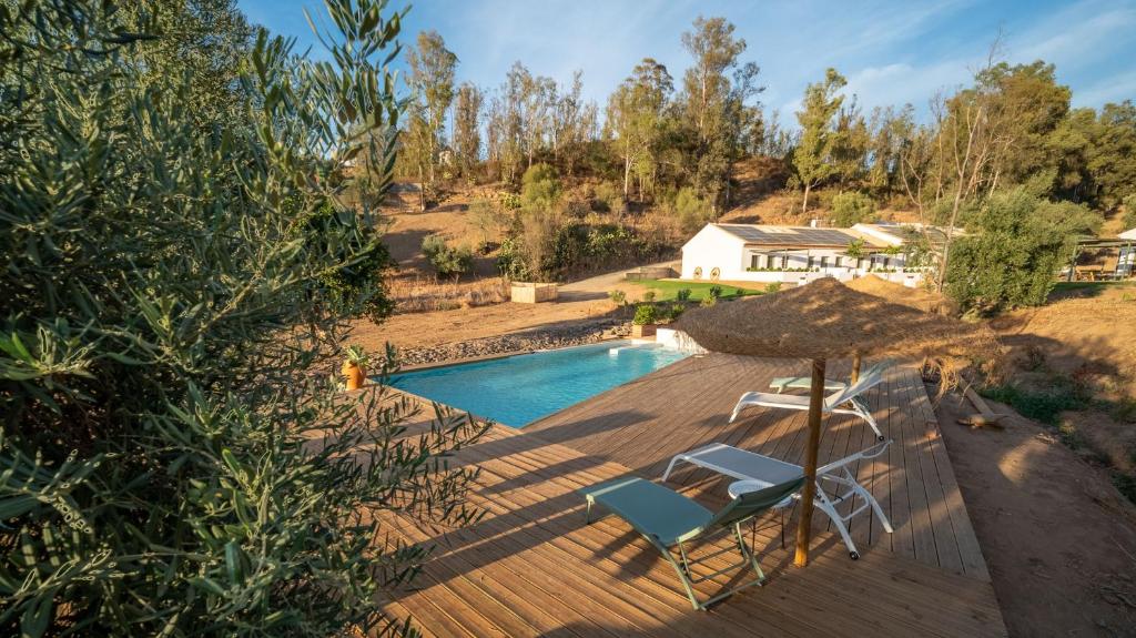 Bazén v ubytování Apartamentos, Finca Contrabando Sanlucar del Guadiana, Huelva nebo v jeho okolí