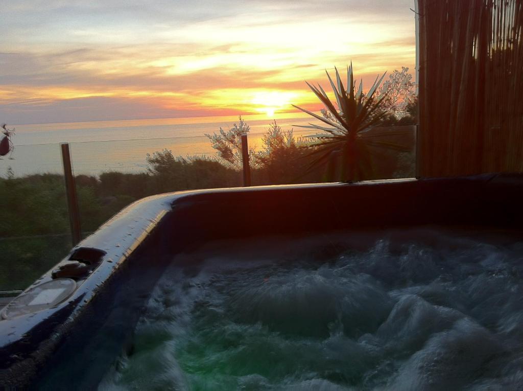 Gallery image of Award Winning Beach Front Retreat in Frankston