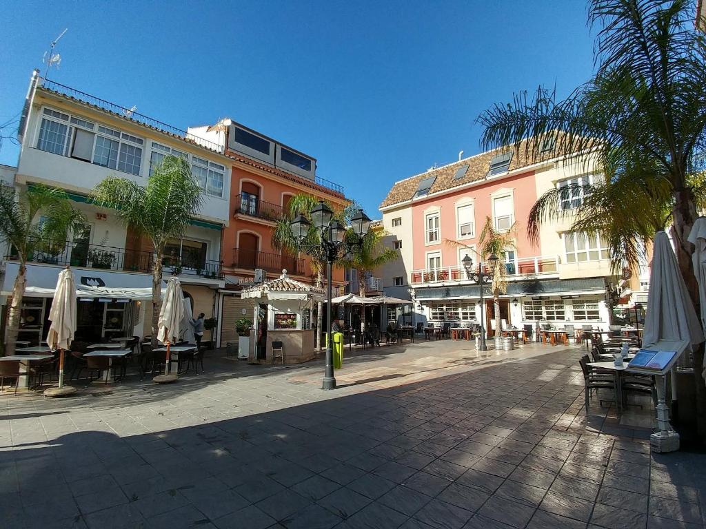 Fotografie z fotogalerie ubytování Acogedor apartamento centro ciudad, 1m playa, Terraza v destinaci Fuengirola
