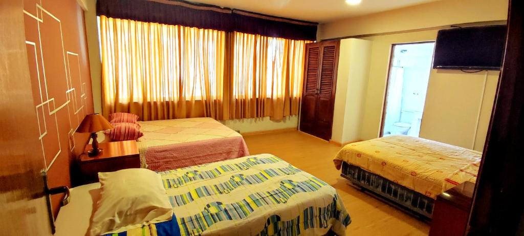 Unión Plaza Hotel - Chambre Triple Avec Salle De Bain