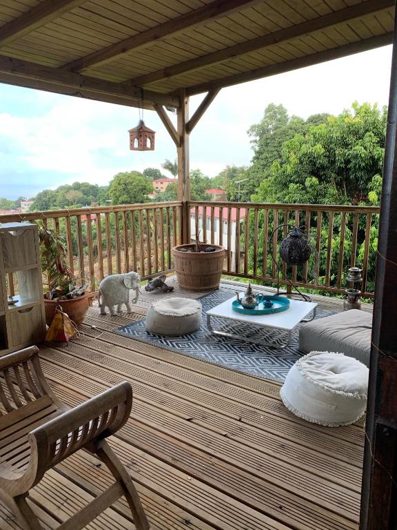 Balkón nebo terasa v ubytování Maison vue sur la mer Jardin d Orient