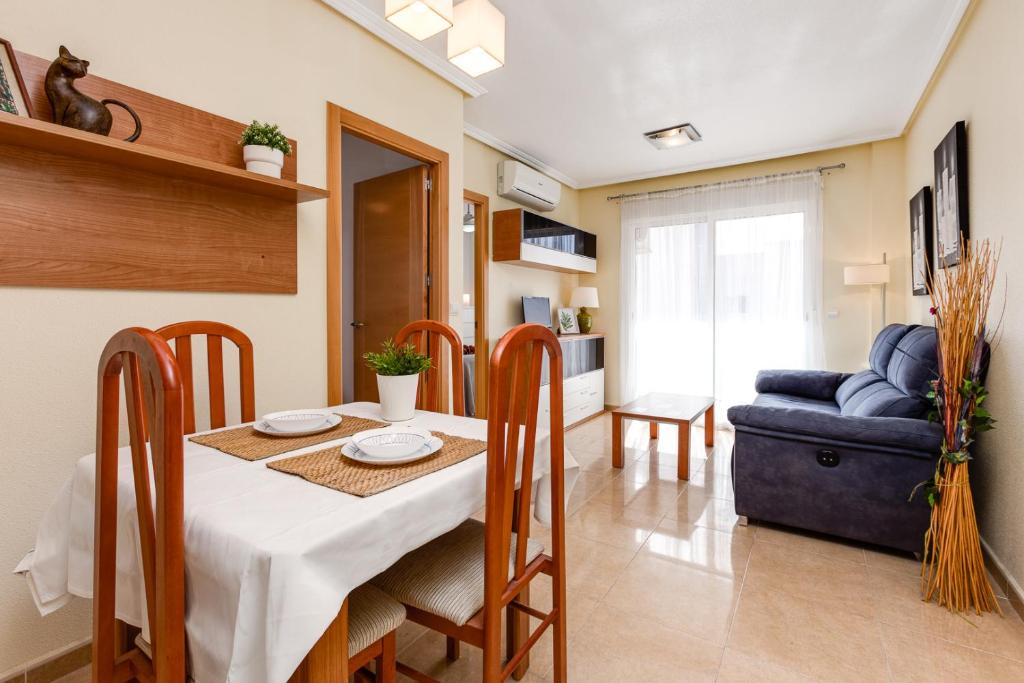 Image showcasing Latest on fatal Bronx fire near E 184th Street | FOX 5 New York