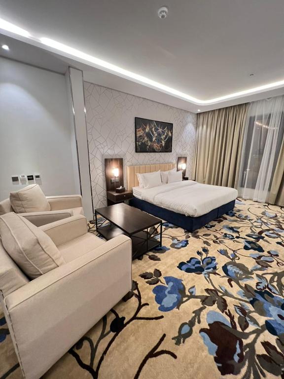 فندق التلال الخضراء - King Suite With Spa Bath
