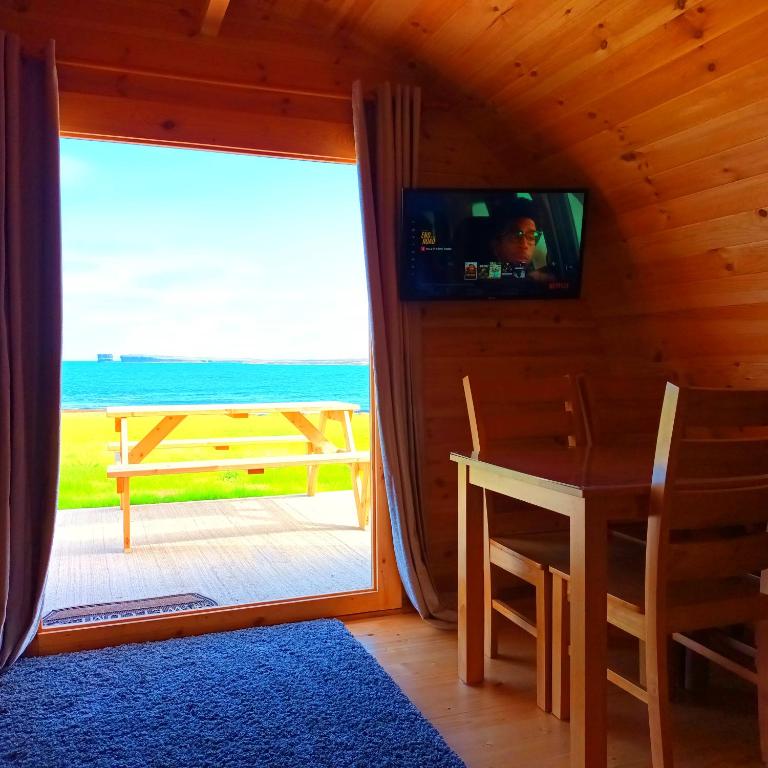 Un paisaje natural cerca del camping