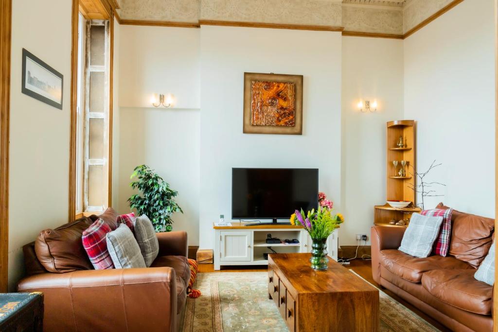 Гостиная зона в Beautiful Grade II listed apartment.