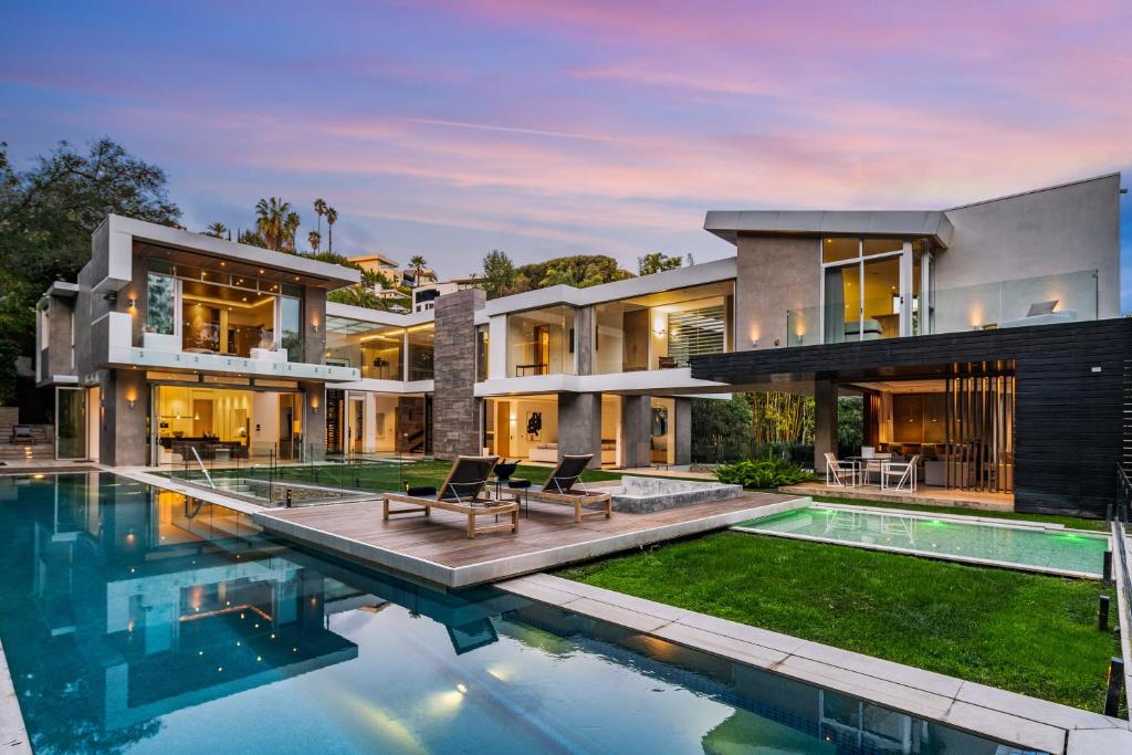 Ultra Modern Sunset Strip Mansion, Los Angeles – Updated 2023 Prices