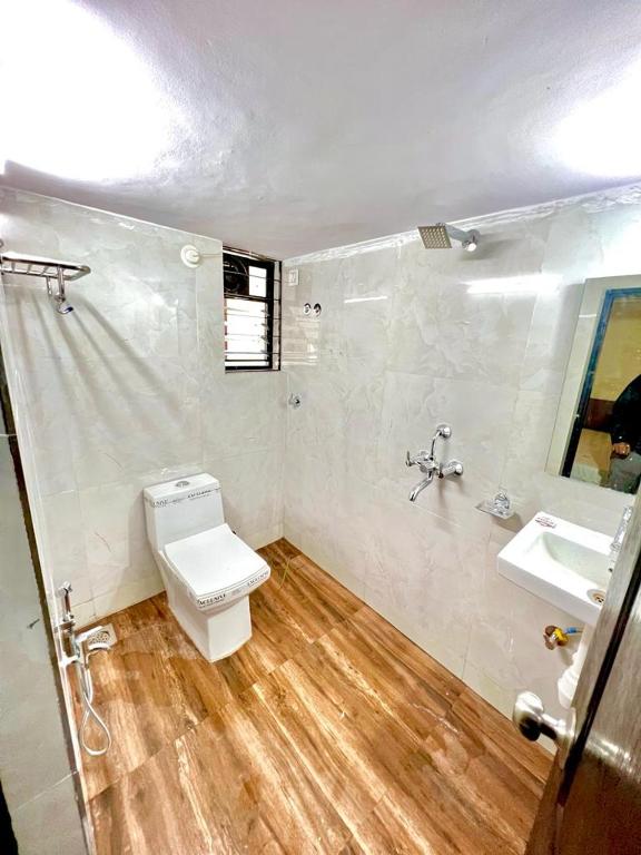 Koupelna v ubytování Prabhuvihar Residency