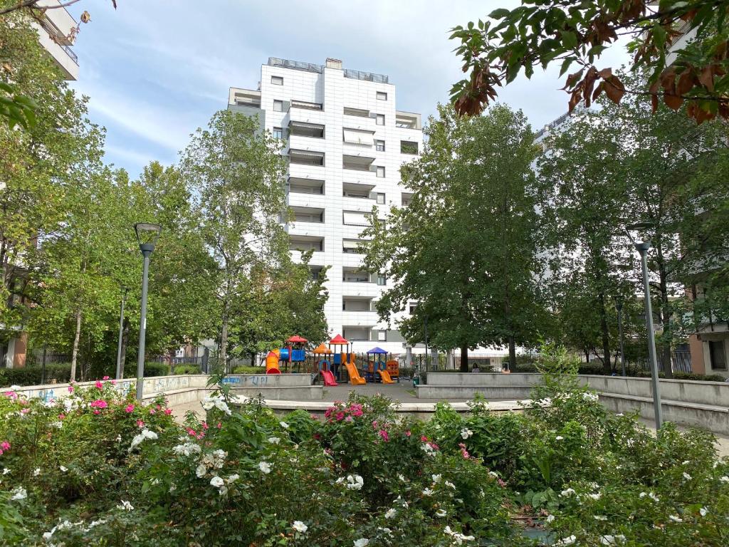 Appartamento sulla metro 3 gialla Maciachini - One-Bedroom Apartment