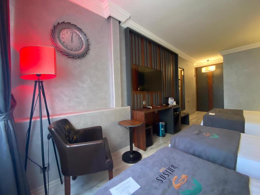 Rhisos Gold Otel - Habitación Cuádruple Estándar