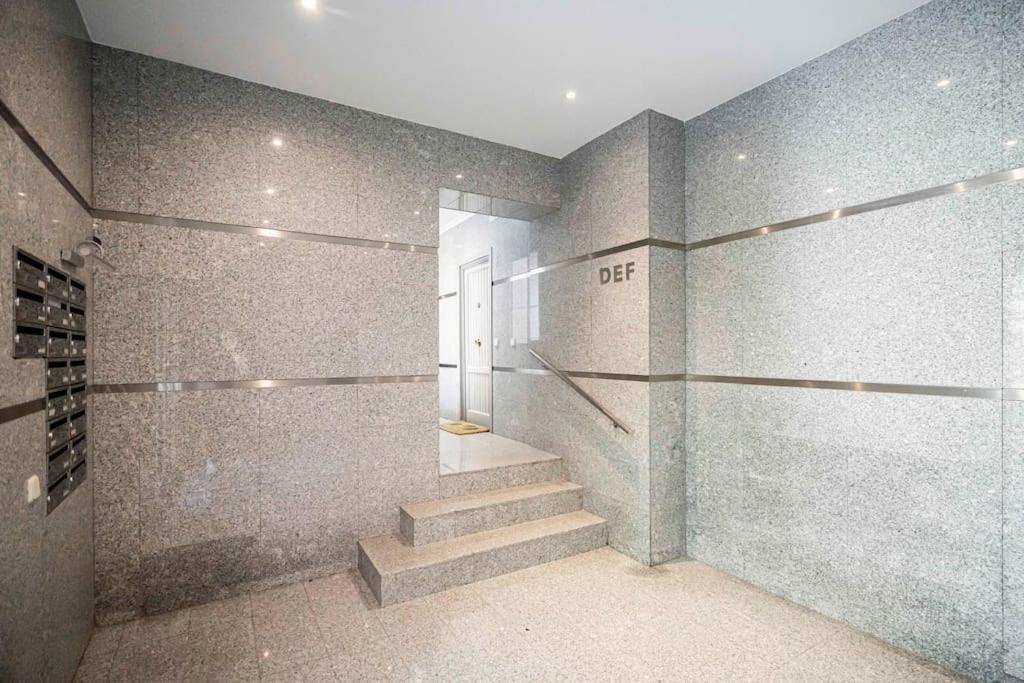 Fotografie z fotogalerie ubytování Acogedor apartamento. Arturo Soria-MD Anderson 1E v destinaci Madrid