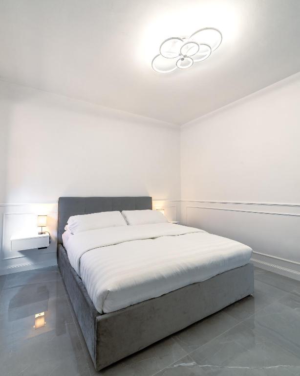 A bed or beds in a room at iRoome