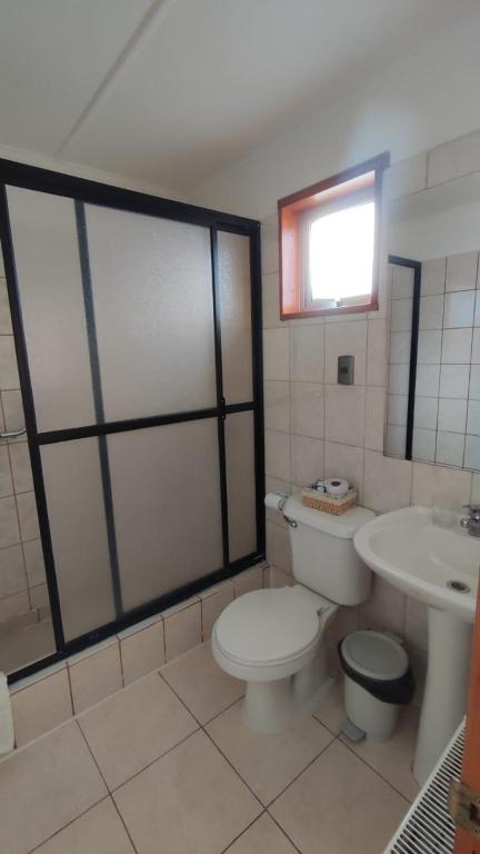 Koupelna v ubytování Hostal Los Pinos