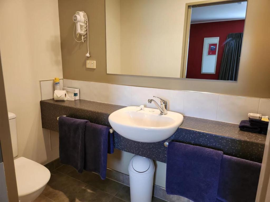 Landmark Manor - Resim 35