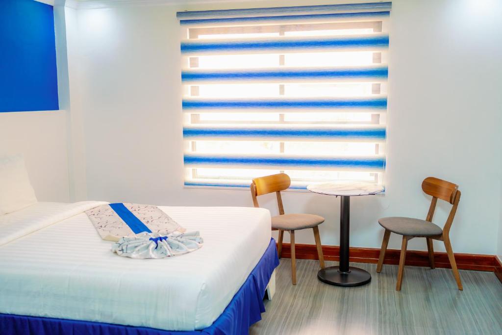 Santiago Cove Hotel and Restaurant - Suite Familiar