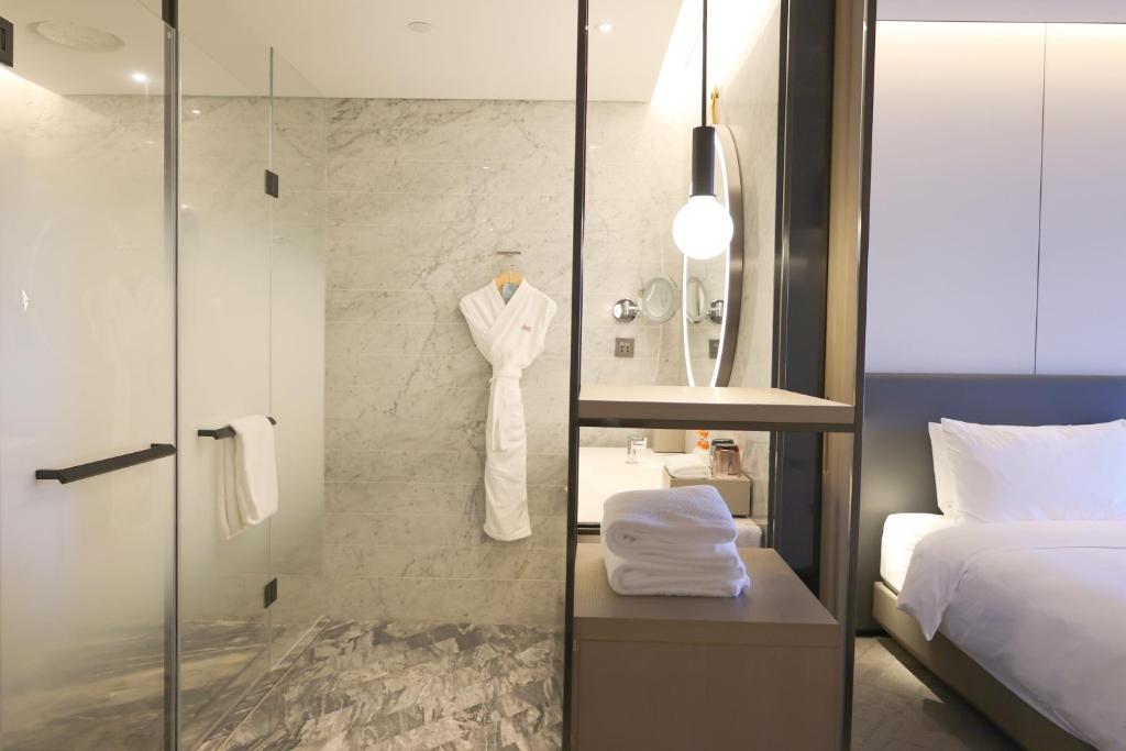 Koupelna v ubytování Crowne Plaza Quanzhou Riverview by IHG