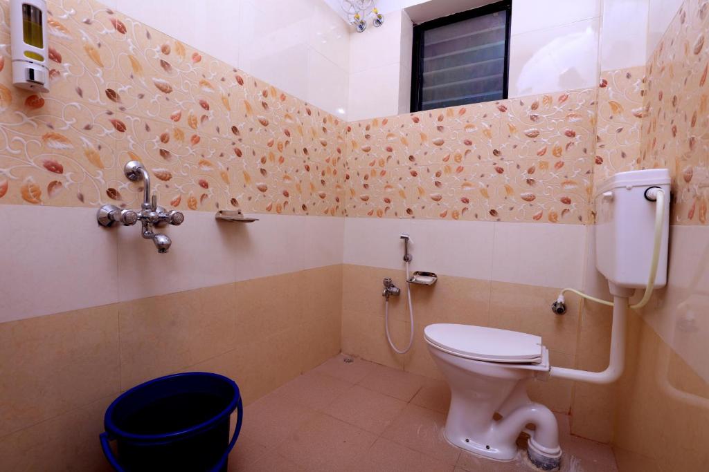 Koupelna v ubytování Railview inn Bhubaneswar