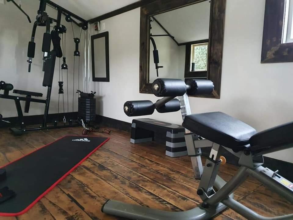 Fitness centrum a/nebo fitness zařízení v ubytování The Full Factory Experience Kaikoura