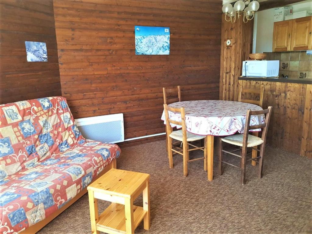 Oleskelutila majoituspaikassa Appartement Orcières Merlette, 2 pièces, 5 personnes - FR-1-636-215