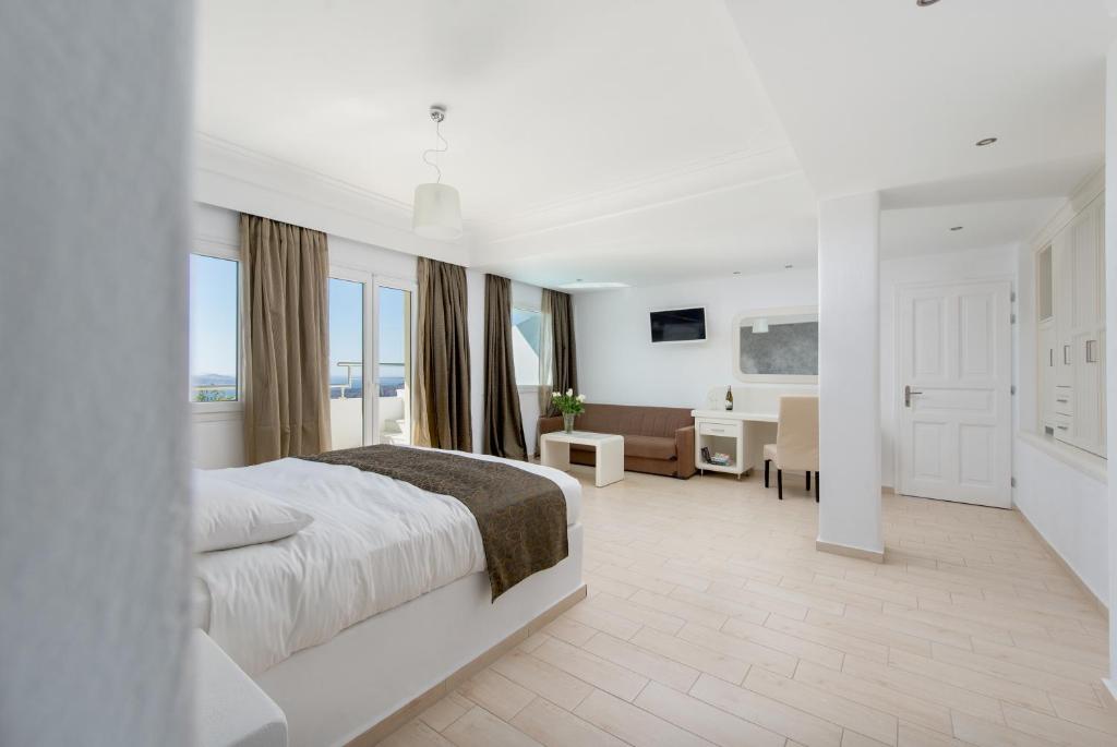 Tzekos Villas, Fira (updated prices 2025) - 11