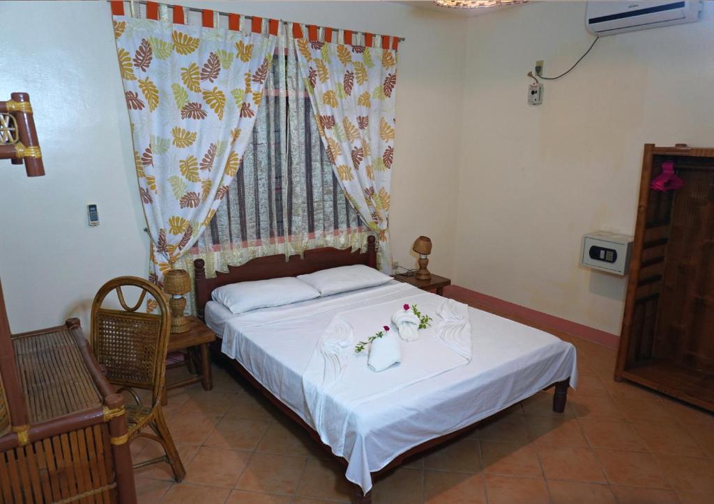 Garden of Eden Dive Resort - Bungalow Familial