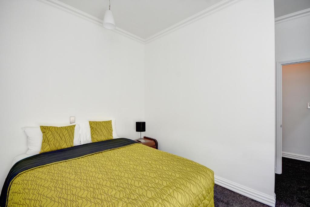 Chapel Apartments - Resim 14