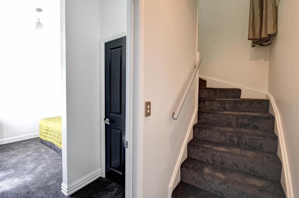 Chapel Apartments - Resim 15