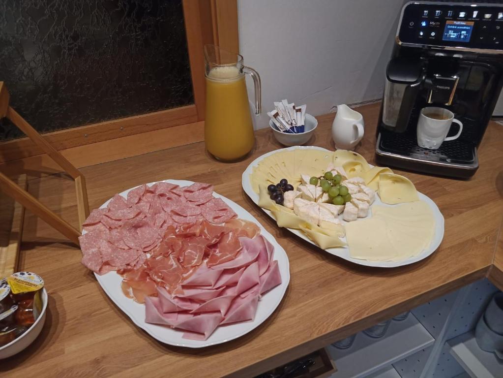 Jídlo v hotelu nebo okolí