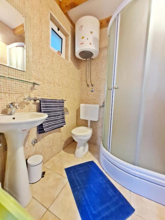 Kúpeľňa v ubytovaní Apartment Ivana Borak