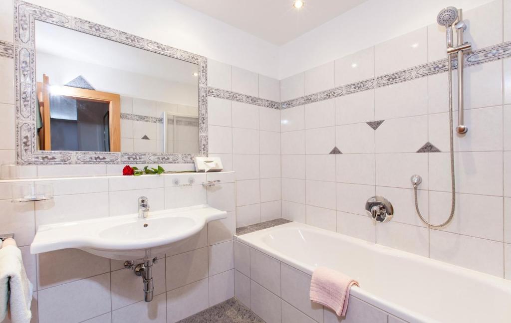 Koupelna v ubytování Haus Aktiv