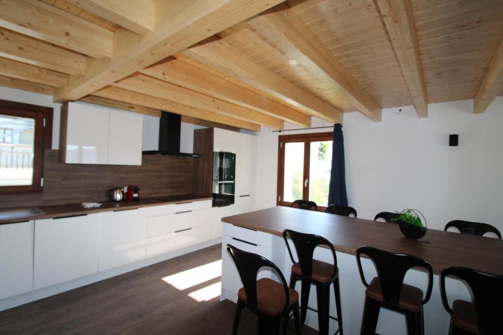 Kuchyň nebo kuchyňský kout v ubytování Les lofts M
