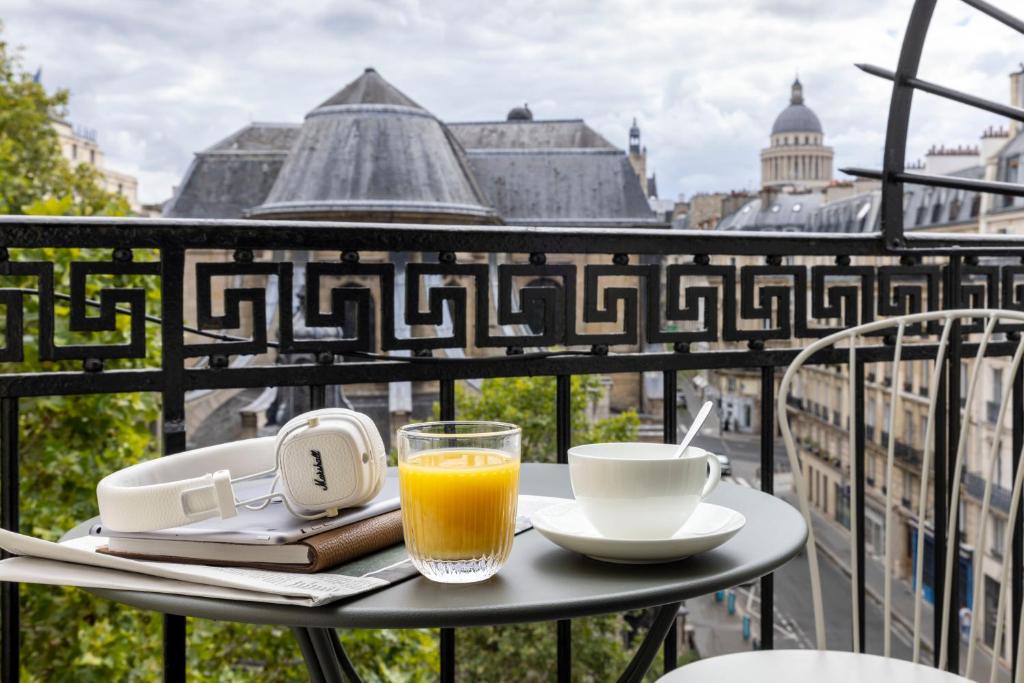 Balkón nebo terasa v ubytování Hotel Abbatial Saint Germain