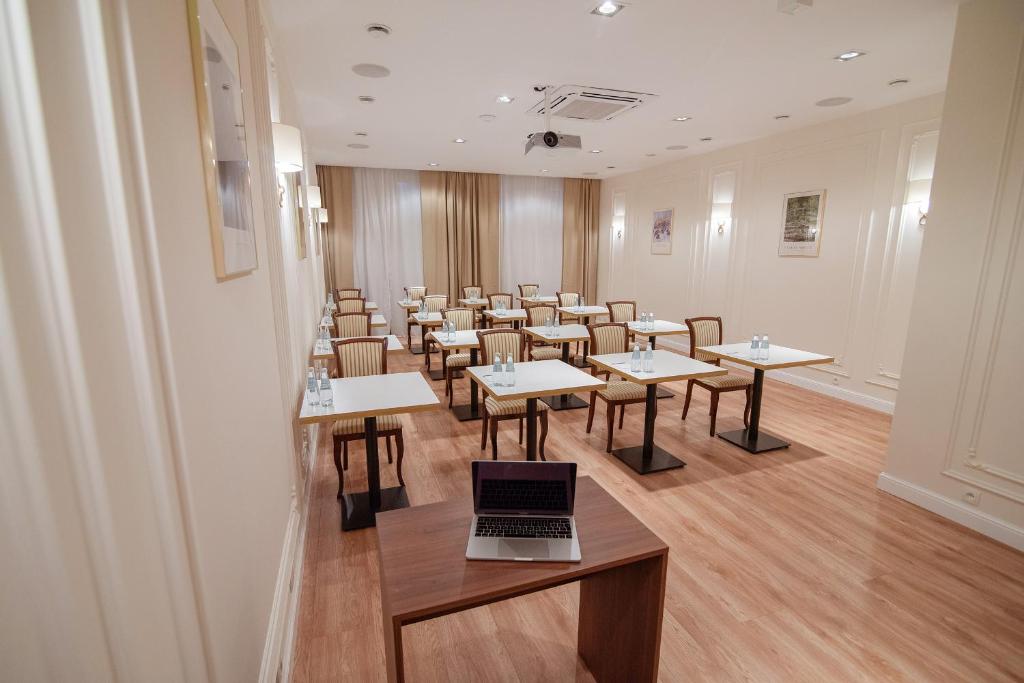 W Sercu Krakowa Aparthotel - Resim 15