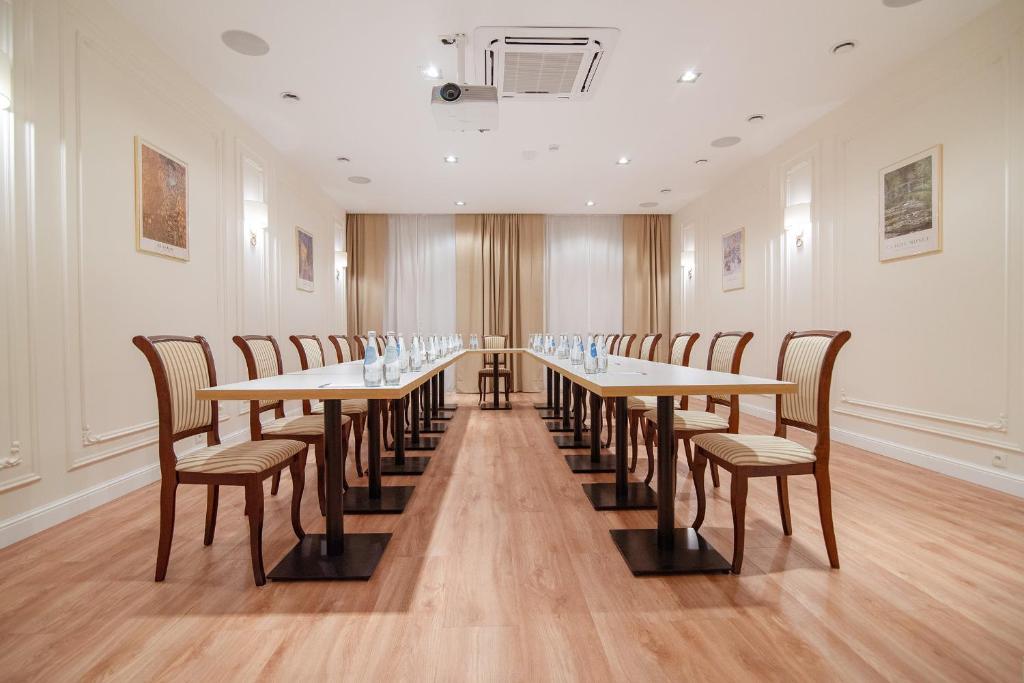 W Sercu Krakowa Aparthotel - Resim 17