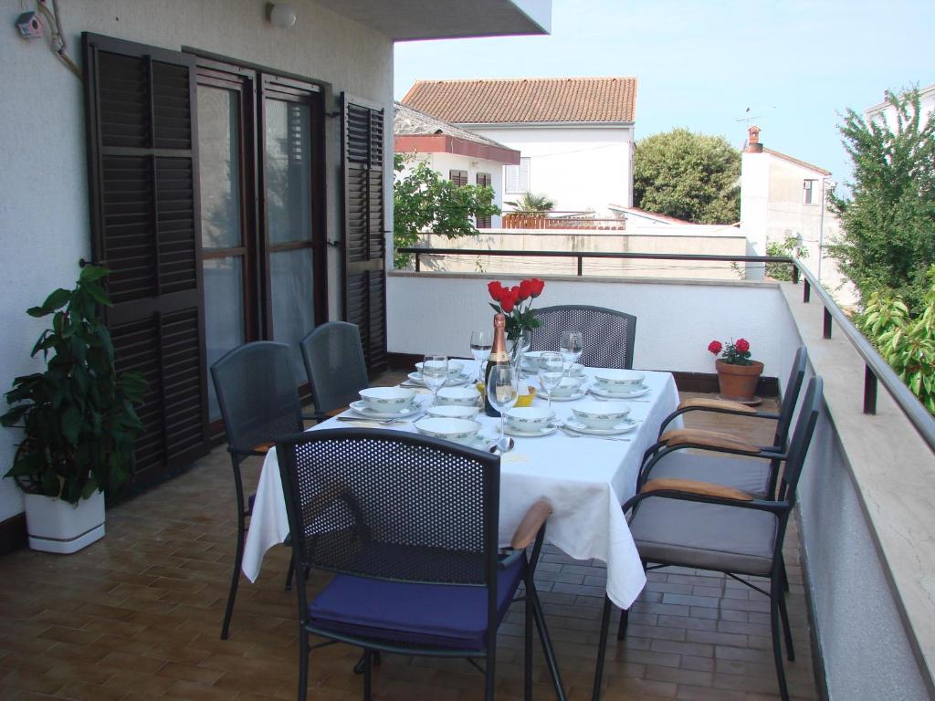Balkón alebo terasa v ubytovaní Apartments Ida, 100 m from the beach