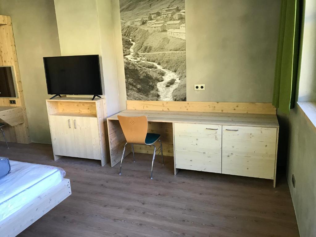 TV in/ali zabaviščno središče v nastanitvi Kieferhof