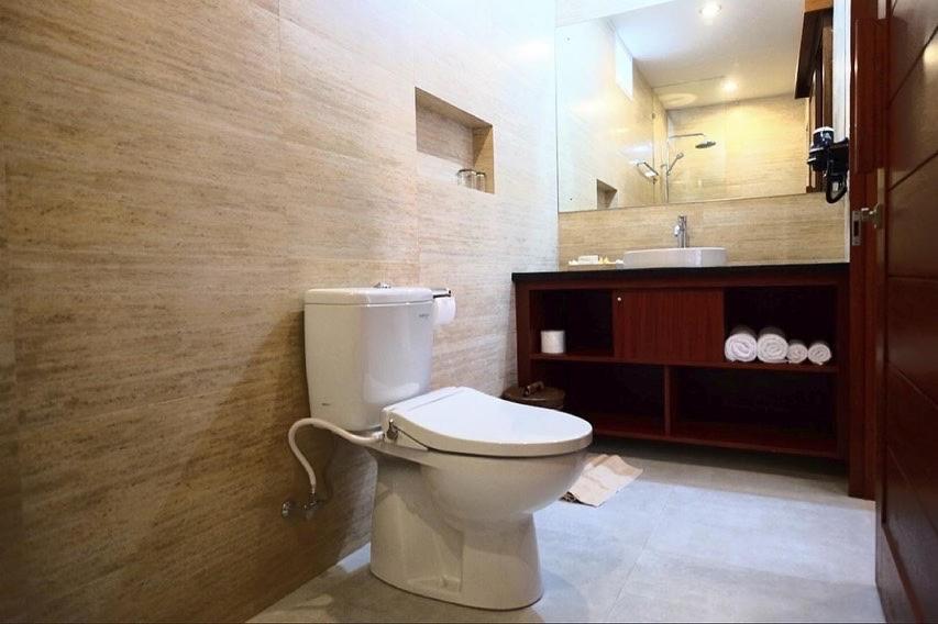 Kayu Sugih Palace - 16