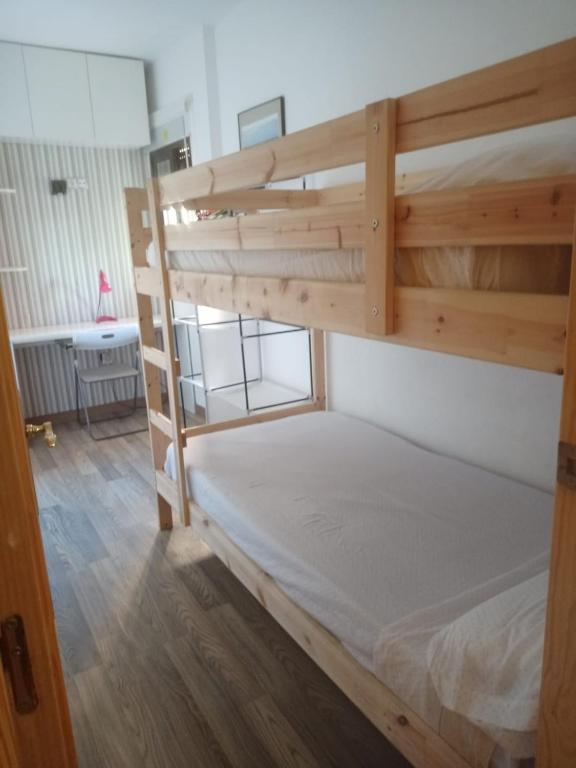 Postel nebo postele na pokoji v ubytování Piso Casa Reina Un lugar cerca del mar y el puerto