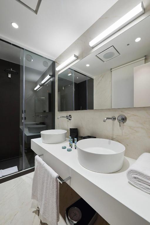 MyTALE Creative Academy Hotel - 