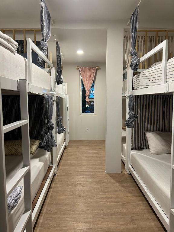 The Yard Bangkok Hostel - 5