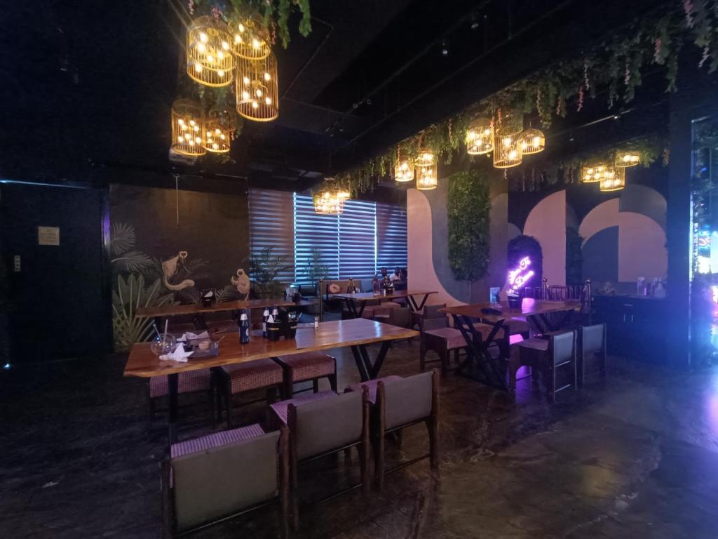 Restaurace v ubytování Boulevard by Design Hotel Chennai