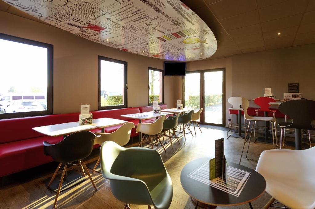 Posezení v ubytování ibis Hotel Brussels Airport