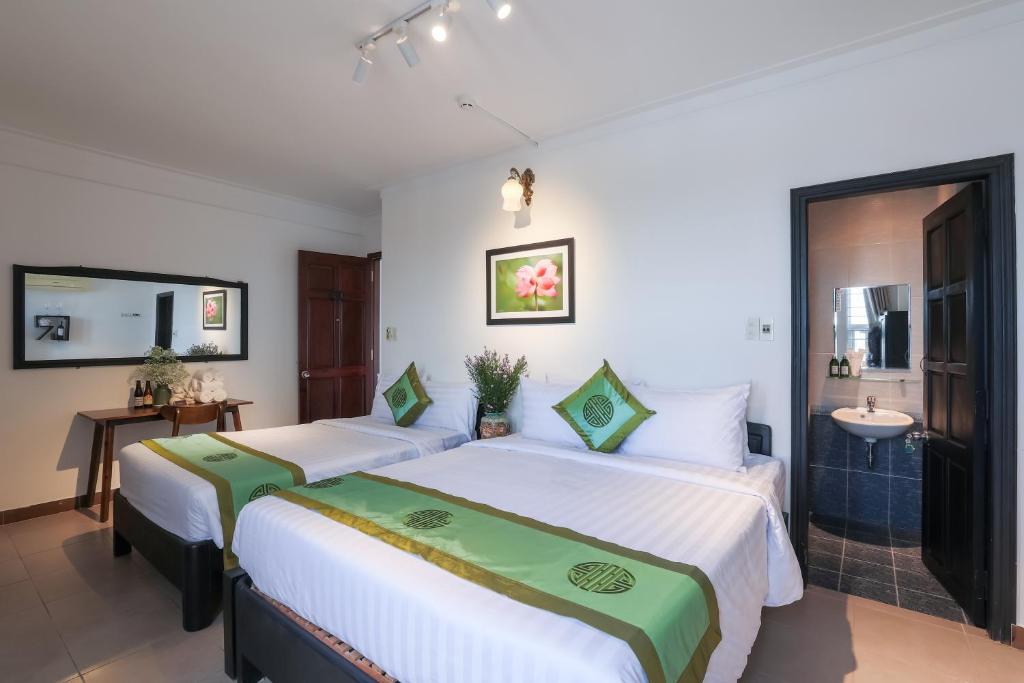 Charming Riverside Hotel - Familienzimmer