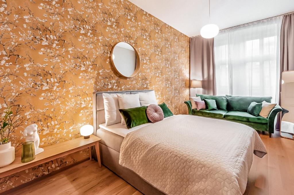 Posteľ alebo postele v izbe v ubytovaní TurnKey I Main Bus Station Apartments