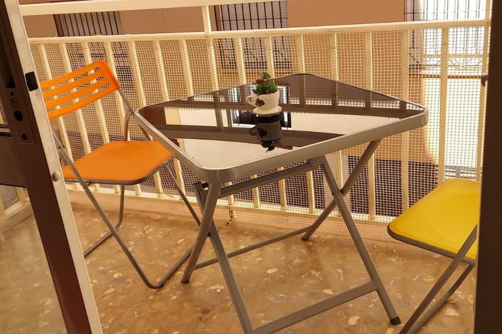 Fotografia z galérie ubytovania Apartamentos "Un Rico Domingo", Parking solo planta baja v destinácii Torrox Costa