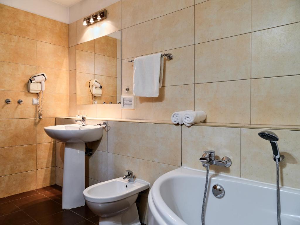 Hotel Great Polonia Kraków Airport - Ex Hotel Witek - Studio
