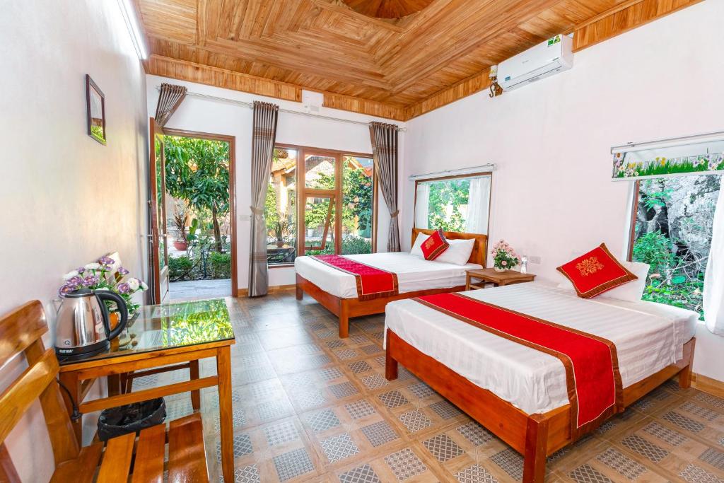 Photo from Tam Coc mountain bungalow in xóm chùa, dam khe trong, ninh hai, hoa lu, Ninh Binh, Vietnam