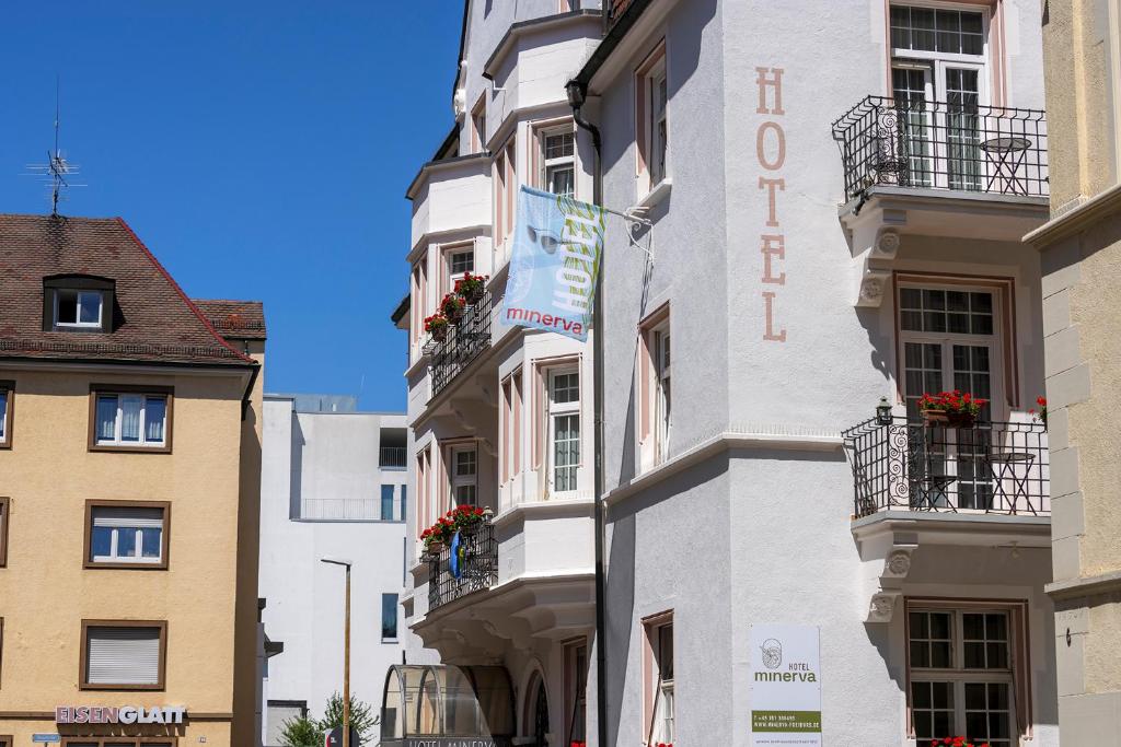 Budova, kde se hotel nachází