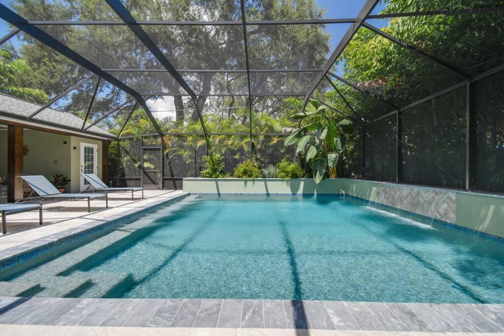 Gallery image of Luxury home in the heart of South Tampa & POOL! in Tampa
